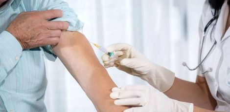 suntikan vaksin sinovac tidak dianjurkan untuk