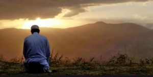 ibadah kepada allah, jauhi dunia yang melenakan